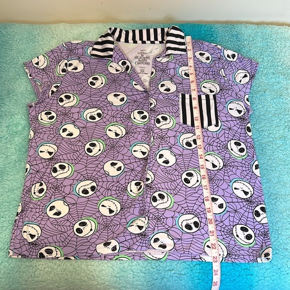 🔥Disney Purple Pajamas with Fun Print🔥 - Picture 9 of 10